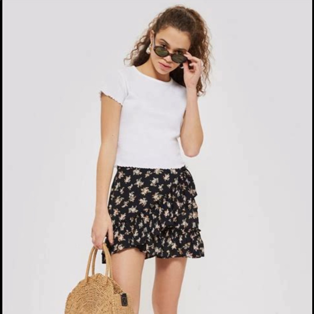 Top shop floral skirt